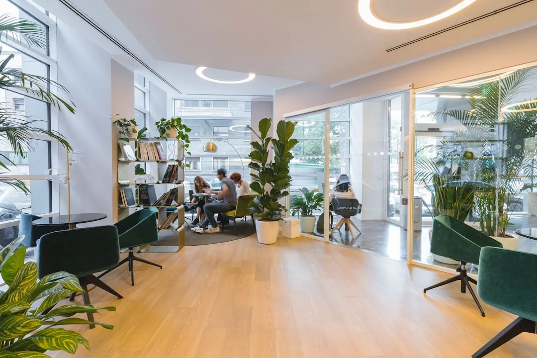 上海奥昌时工业触摸屏在自动化设备中的选型要点与匹配建议