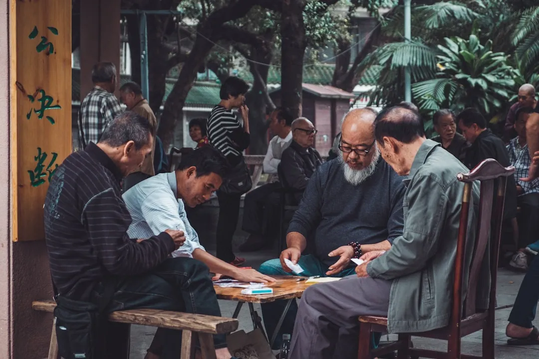 工业触摸屏与文本显示器在自动化设备中的选型要点分析