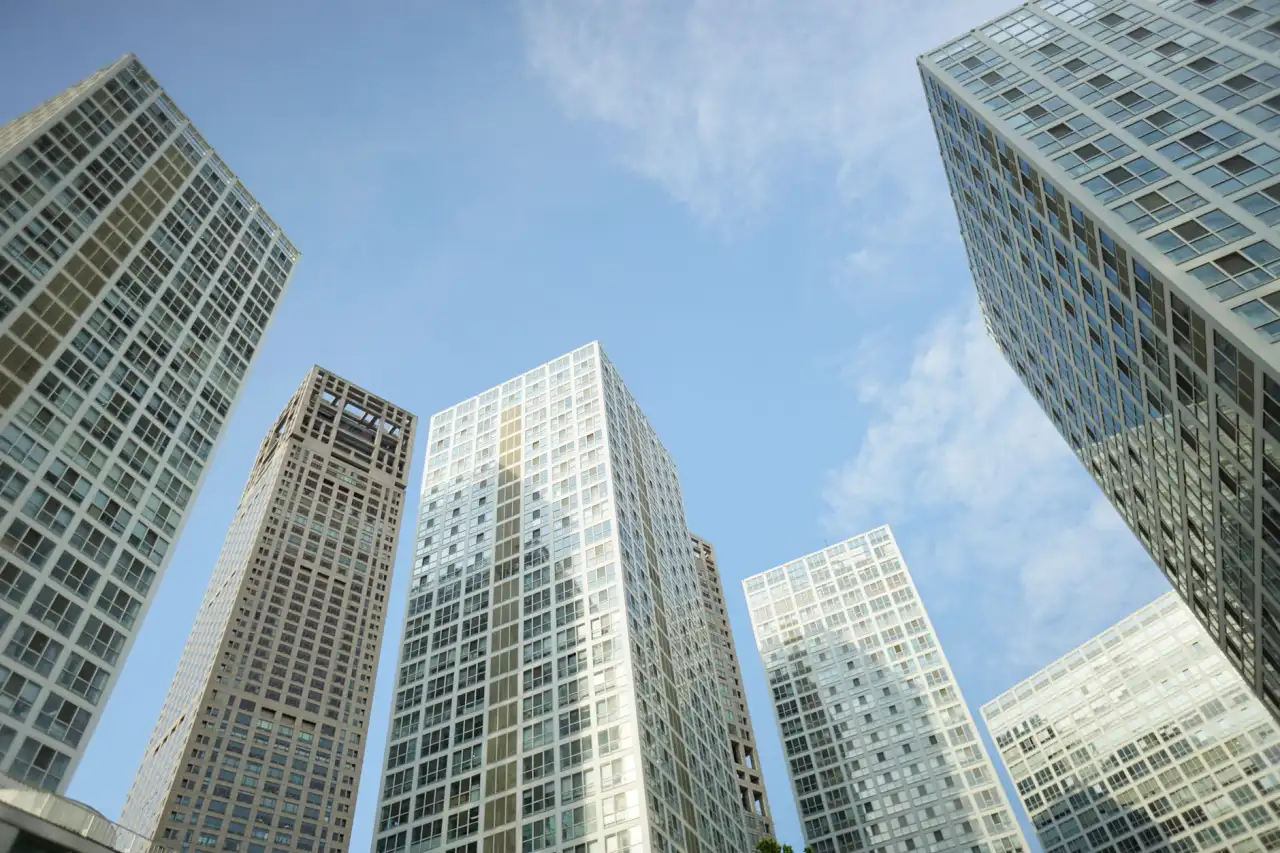 工业触摸屏与文本显示器在自动化设备中的选型对比分析