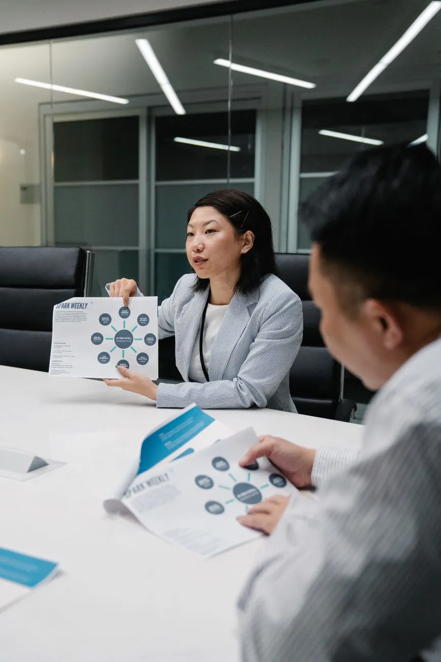 2025年工业HMI人机界面技术演进趋势及行业应用观察